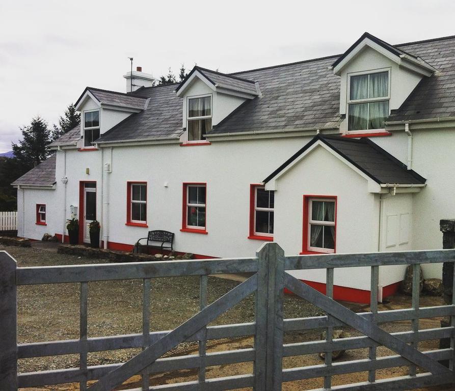 The Old School House Clifden Exterior foto